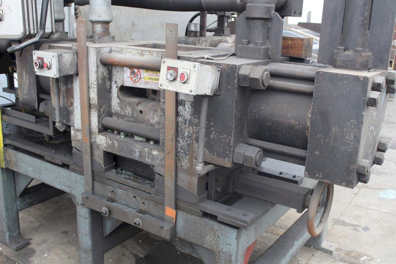 3/4" TO 1-3/4" X Y TOOL HYDRAULIC BAR SHEAR: STOCK #72401