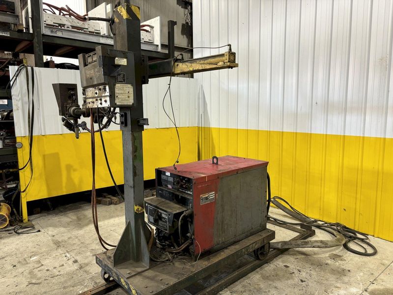 LINCOLN ELECTRIC WELDING MANIPULATOR SYSTEM: IDEALARC DC600 WELDER, NA-5 CONTROLLER, AND WELDING