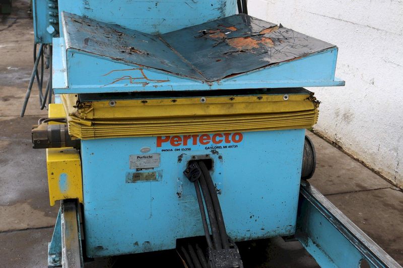 30,000 LBS X 63" PERFECTO COIL REEL & CAR: STOCK #71130