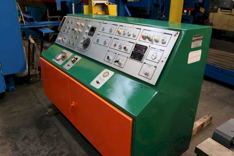 CONTROL PANEL: STOCK #69153