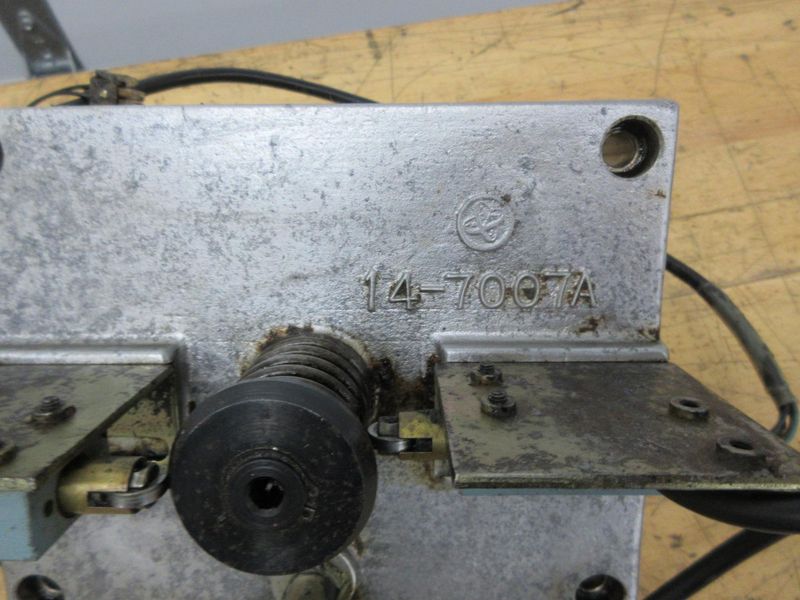 Used Haas VF Series 40 Taper TRP Assembly #30-0178