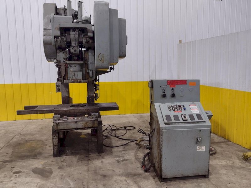 60 TON BLISS MODEL #C-60 OBI PUNCH PRESS: STOCK #23462