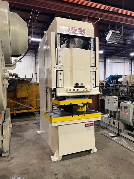 150 TON PACIFIC HYDRAULIC PRESS
