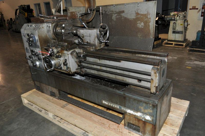 24" X 40" HOWA SANGYO ENGINE LATHE