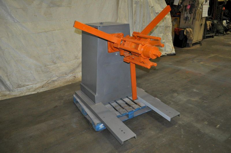 6000 LB X 12" JACO UNCOILER