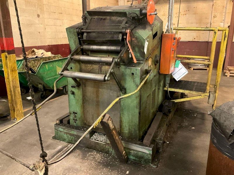 6000 LB X 20" X .187" LITTELL COIL CRADLE STRAIGHTENER