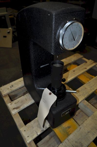 Rockwell Hardness Tester