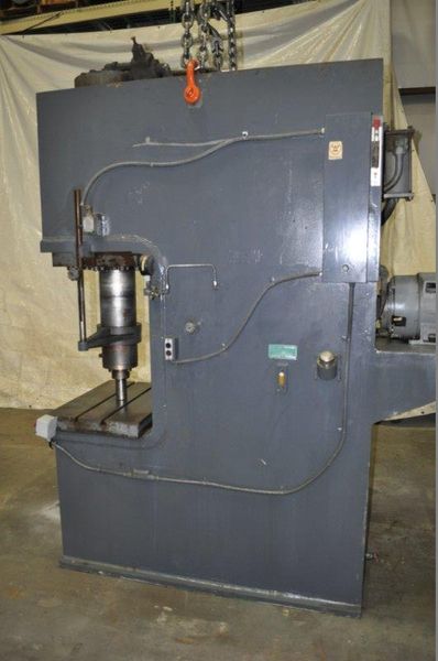 100 TON GREENERD HYDRAULIC PRESS