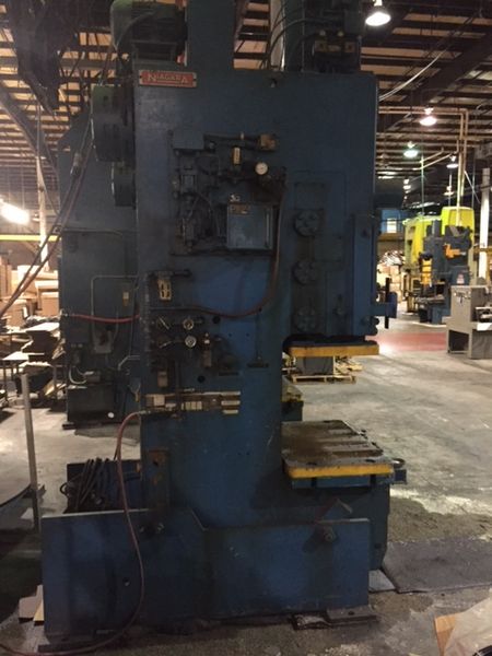 90 TON NIAGARA OBI BACK GEARED PRESS