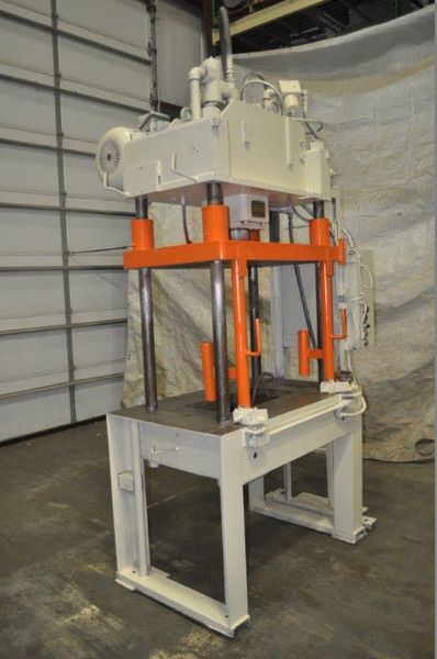 30 TON B & T 4 POST HYDRAULIC PRESS