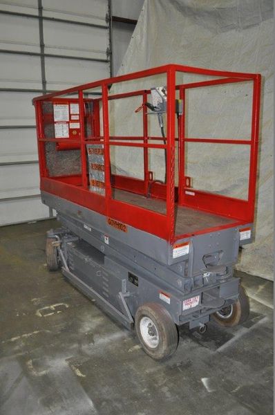 MAYVILLE M.E.C. 2034 HT SCISSOR LIFT