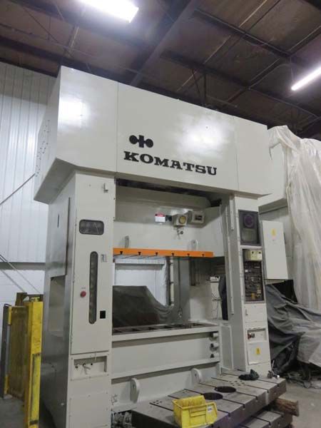 220 TON KOMATSU STRAIGHT SIDE DOUBLE CRANK PRESS