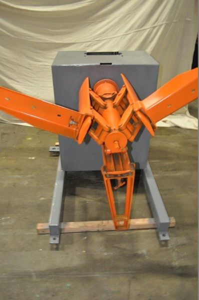 6000 LB x 29" REGAL UNCOILER NON-MOTORIZED