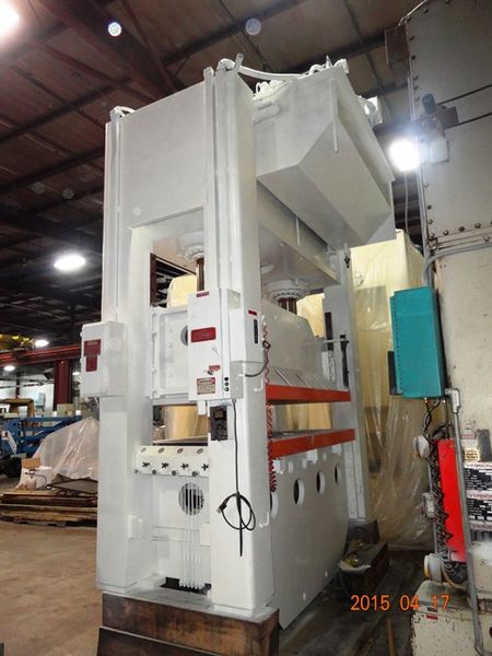 400 TON PACIFIC STRAIGHT SIDE HYDRAULIC PRESS