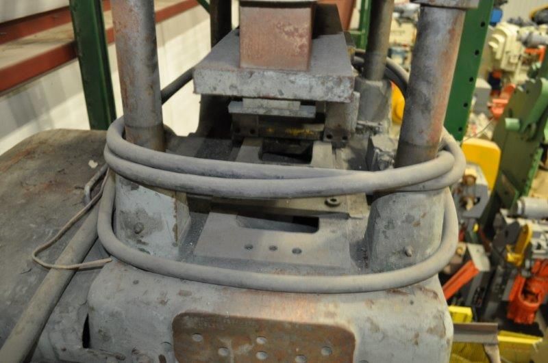 18 Ton Tishken 4-Post Cut Off Press