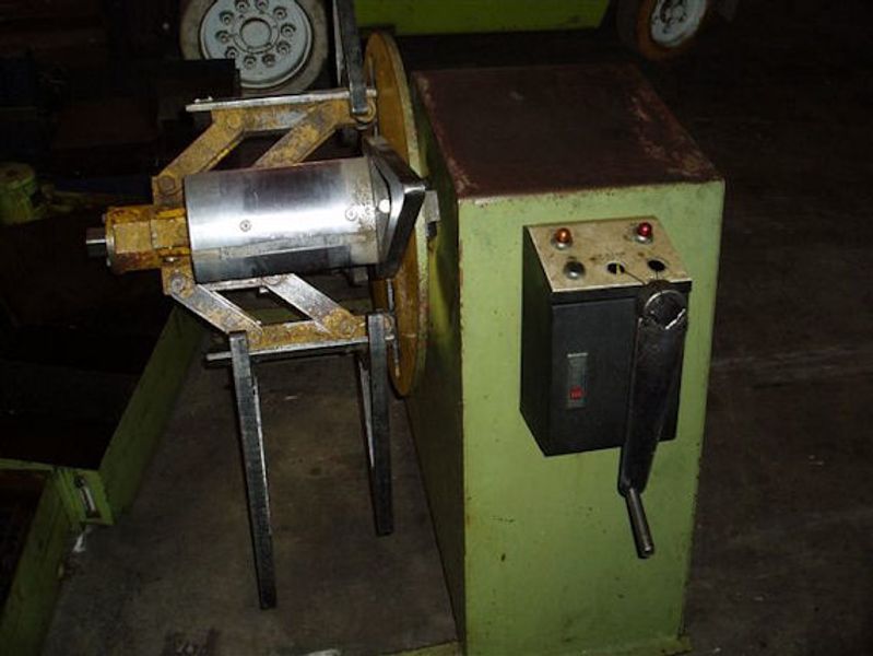 2500 Lb x 12" Aida Uncoiler Non-Motorized