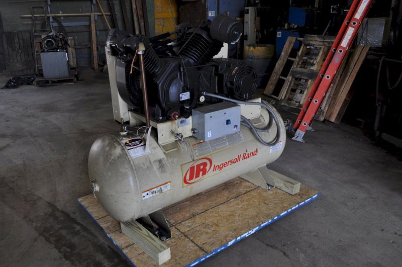 15 HP INGERSOLL RAND AIR COMPRESSOR