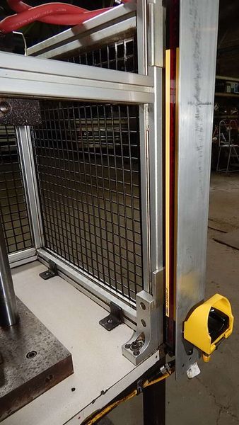 4 TON TOX PRESSOTECHNIK