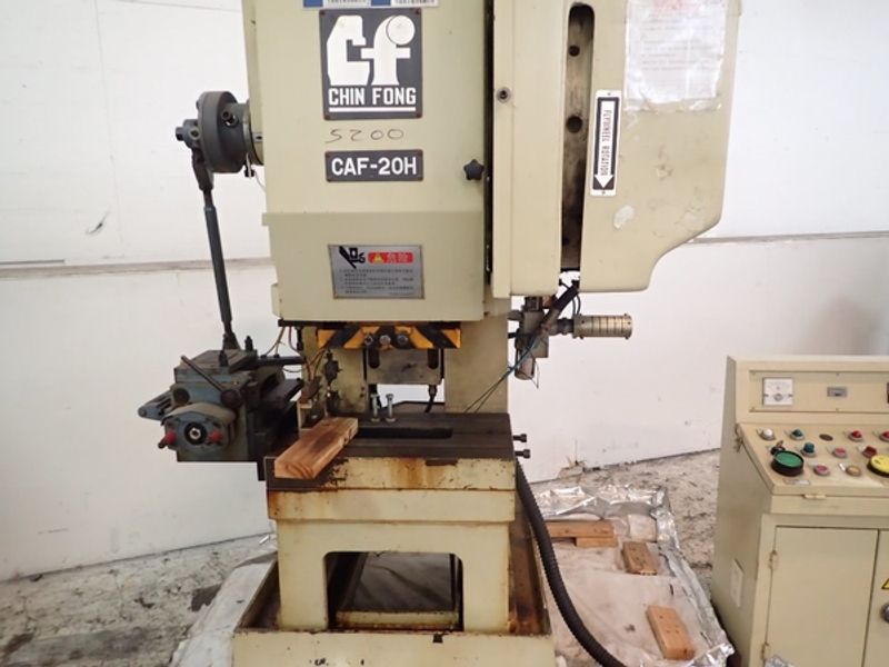 20 TON CHIN FONG GAP FRAME PRESS