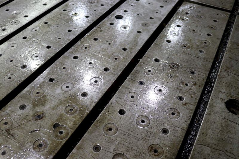 139' X 84' X 8' T-SLOTTED BOLSTER PLATE: STOCK #72892