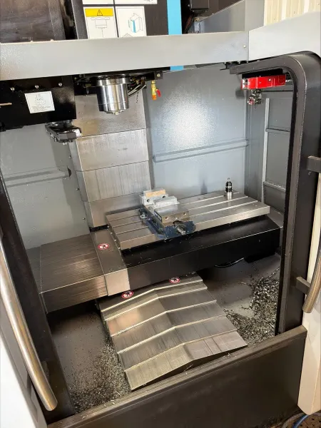 2023 Hurco VM15Di CNC Vertical Machining Center