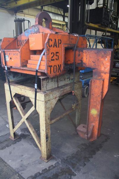 25 TON X 60' BUSHMAN TELESCOPING COIL LIFTER: STOCK #67351