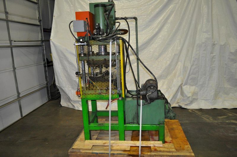 25 TON NINGBO BEILUN HYDRAULIC PRESS