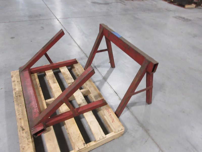 Heavy Duty Welded Steel Saw Horses (2pcs), 36" x 20" x 25"H- Auction Item