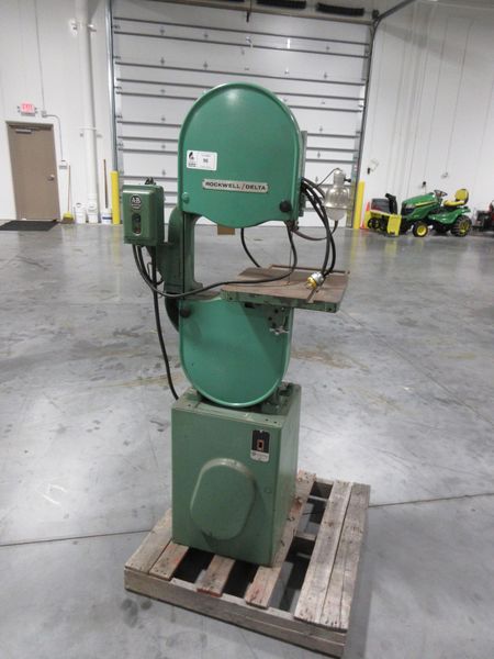 Rockwell/Delta 28-380, 14" Wood and Metal Cutting Vertical Bandsaw- Auction Item