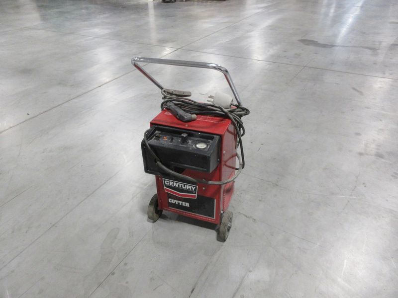 Century Portable Plasma Cutter 230/208V Single Phase- Auction Item