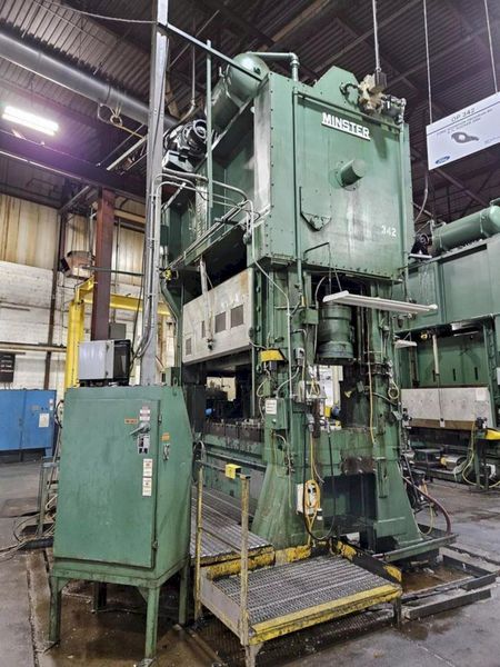600-ton Minster Press Model E2-600-96-42 Straight Side Mechanical For Sale
