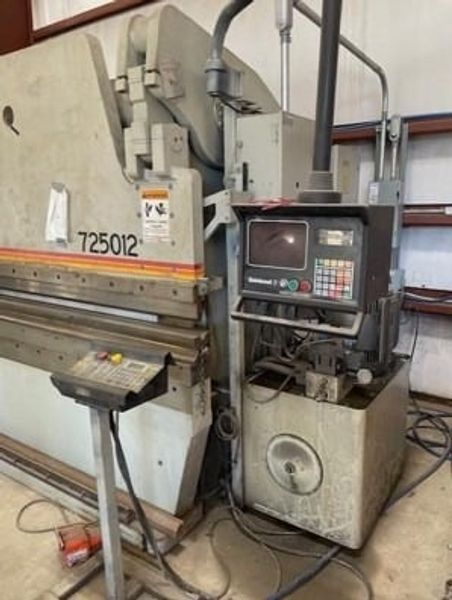 1997 Accurpress 725012 Press Brake (#6029)