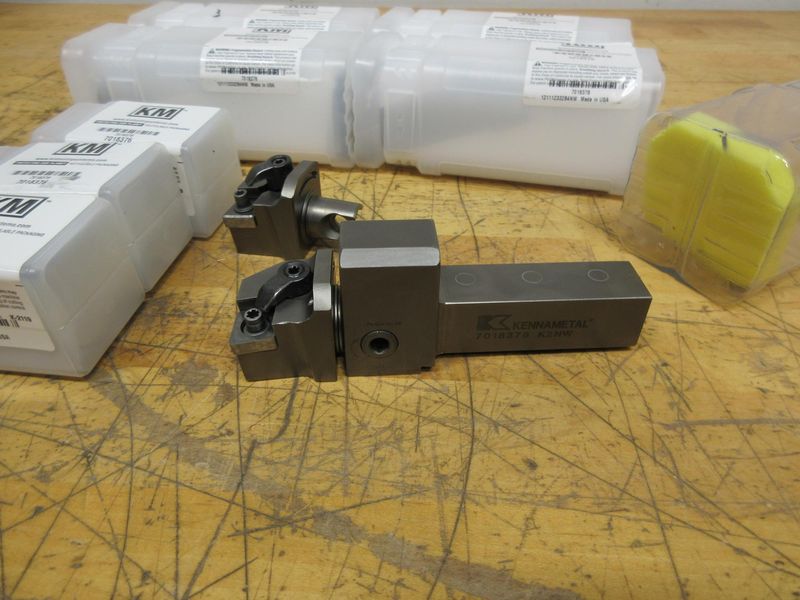 Kennametal KM Tooling Systems (5) 7018378 3/4" Holders and (5) 7018376 Quick Change Inserted Turning Heads **Most New In Packages**- Auction Item