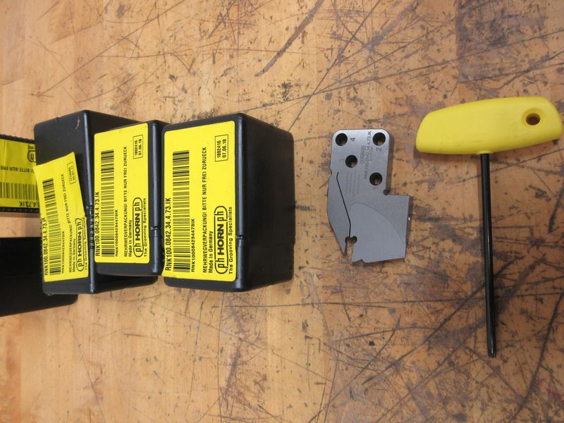 PH Horn Turning Tools, (5pcs) New In Packages, (3) RNK100.0842.34.4.73.IK Part Off Tool, (2)M328.ER25.02 Collet Type Slotting Cutter- Auction Item