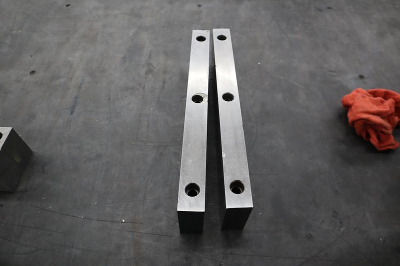 Precision Parallels 16.25" x 1.5" x 4"H (2)- Auction Item