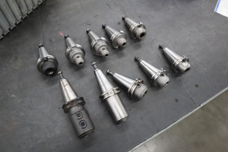 CT40 Taper Tool Holders: (10) End Mill Holders- Auction Item