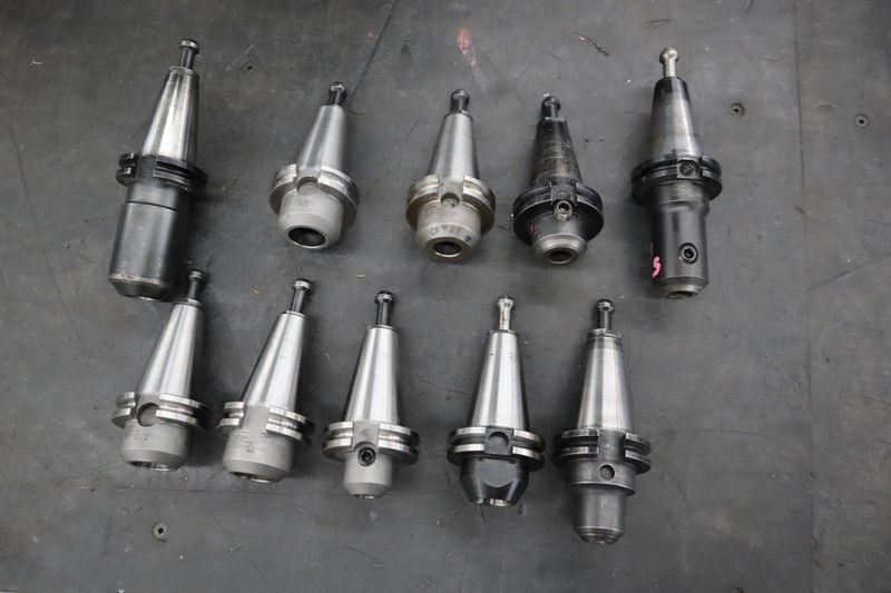CT40 Taper Tool Holders: (10) End Mill Holders- Auction Item