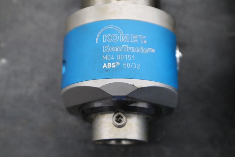 Komet Komtronic M0400151 ABS50/32 Digital Boring Tools with CT40 Taper Holders (2)- Auction Item