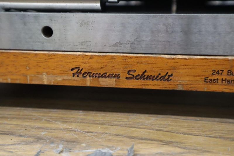 Hermann Schmidt 6" x 12' Magnetic Sine Chuck, Single Tilt, Fine Pole- Auction Item