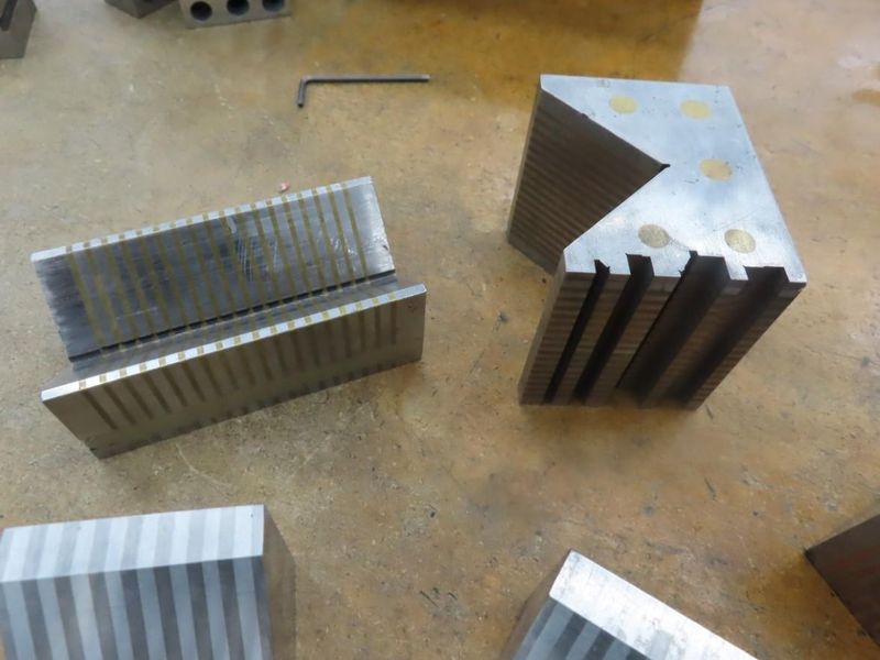 Magnetic V Blocks Assorted- Auction Item