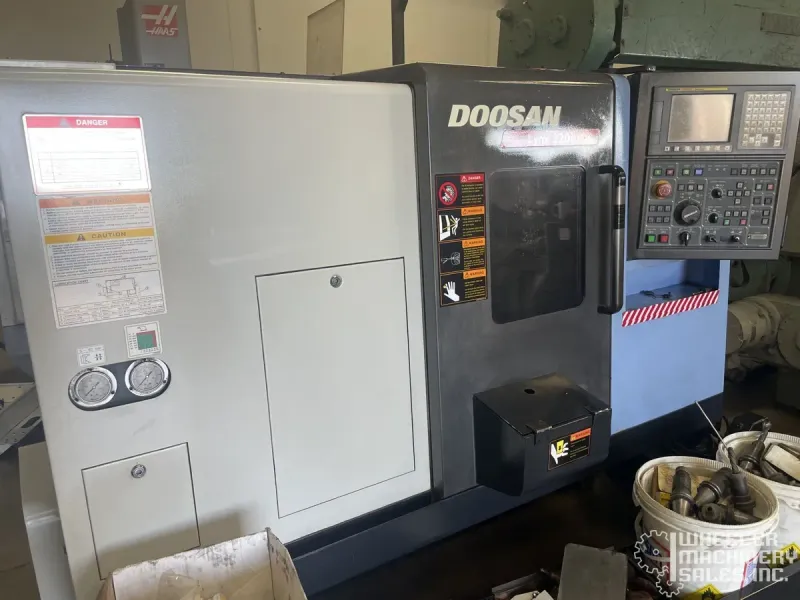 2012 DOOSAN Lynx 200LC CNC Lathe #8410 #2