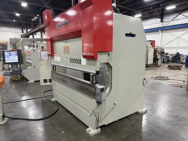 2005 Accurpress Accell 5908 Press Brake (#6070)