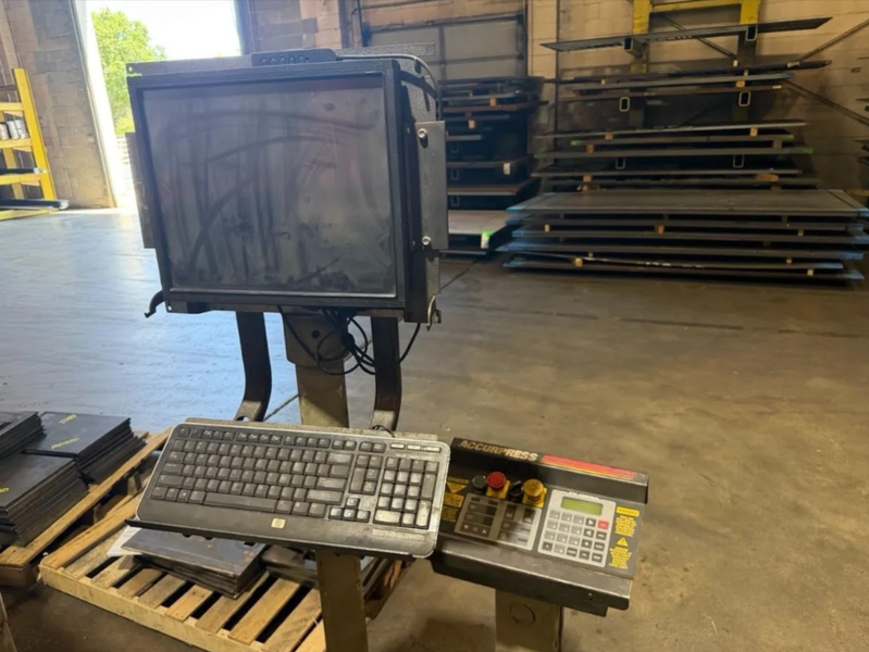1999 Accurpress 71308 Press Brake (#6059)