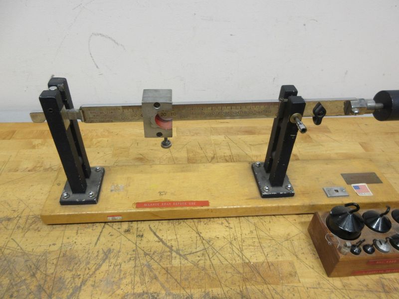 Proto-Chapman #6002 Calibrator Balance Beam Scale, Capacity 160 Inch Ounces, with Standard Weight Set- Auction Item