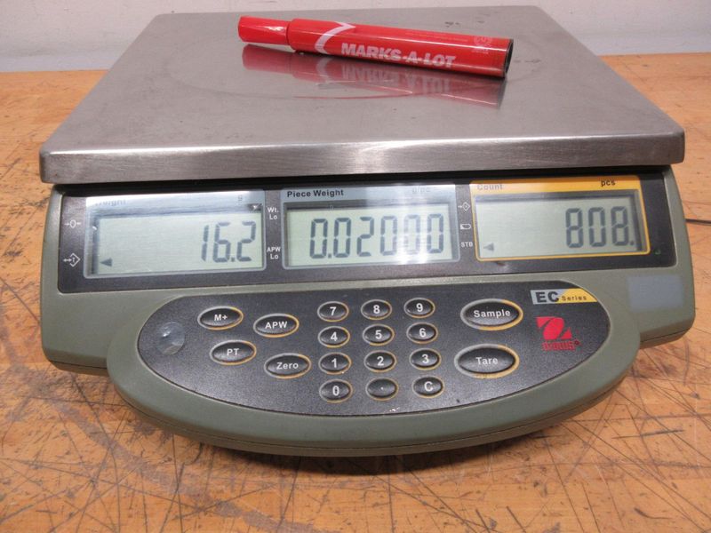 Ohaus EC15 Digital Counting Scale 15000 g Capacity, 11.5" x 9" Platter, with Power Adapter- Auction Item