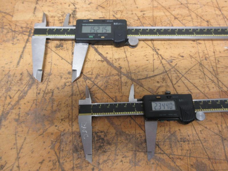 Mitutoyo (2pcs) ABSOLUTE Digimatic, (1) 6" Digital Caliper and (1) 12" Digital Caliper- Auction Item