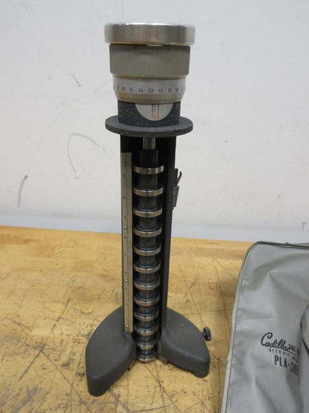 Pla-Chek HG-12 Cadillac 12" Height Gage with Dust Cover- Auction Item