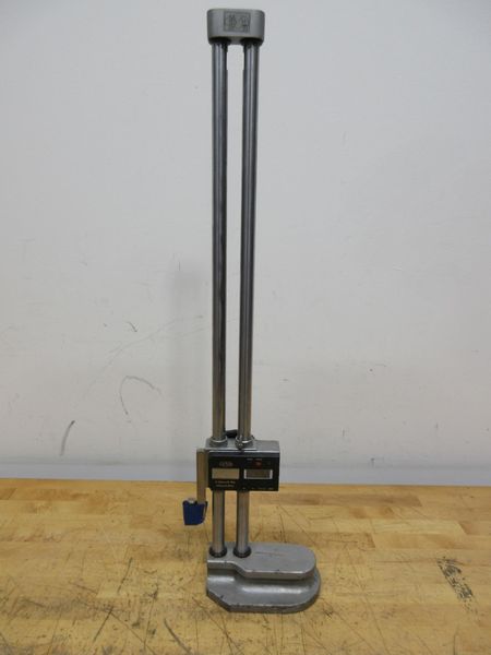 Shars Dual Column 24" Digital Height Stand- Auction Item
