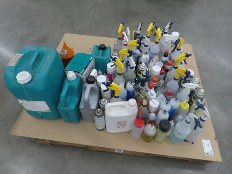 Assorted Cleaning Supplies and Spray Bottles, Spindle Lube And MORE!- Auction Item