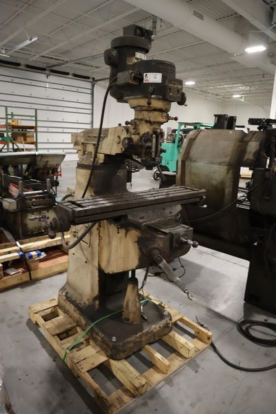 Bridgeport Series I Vertical Knee Mill, Variable Speed, 9"x42" Table, 2 HP- Auction Item